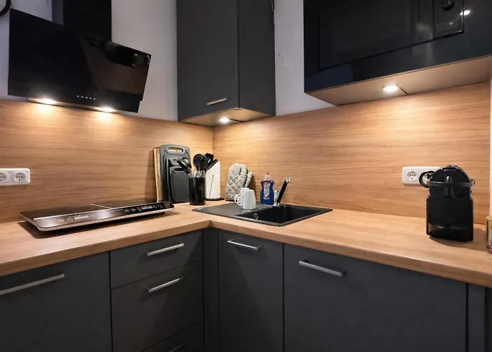 Apartamento Bellahomes Boutique Studio Mit Klima 5Th Floor Balkon Mit Schlossblick